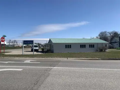 Commercial Property Near Airport Entrance