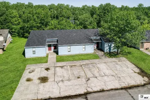 Fourplex Investment Property with Parking