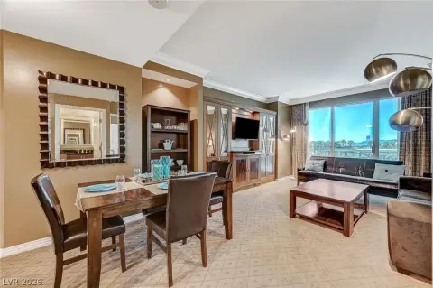 Las Vegas High-Rise Condo