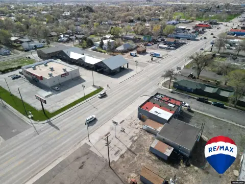 Commercial Property on Highway