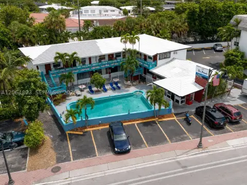 16-Unit Motel with Pool