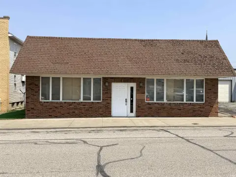 Multi-Suite Office Building