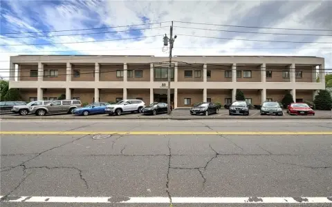 Stratford Commercial Space For Rent