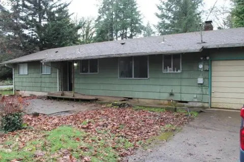 Two Homes on Large Lot