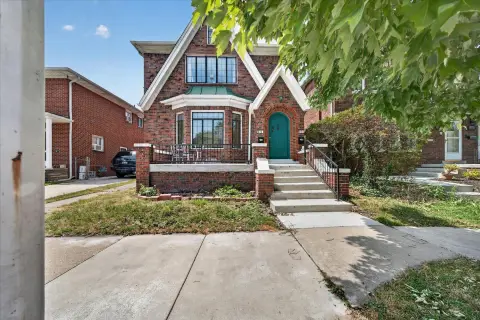 All-Brick Duplex with Ductless AC