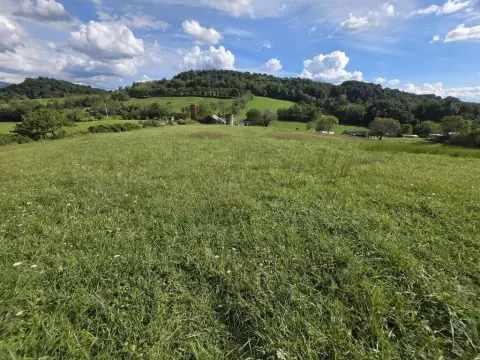 Agricultural Land with Barn Structure