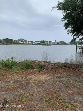 Water Access Land in Newport, NC