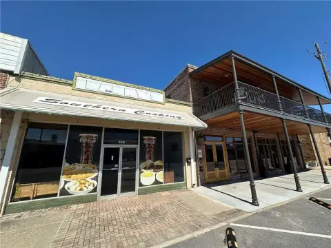 Turnkey Restaurant Opportunity