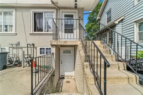 Two-Family End-Unit Duplex