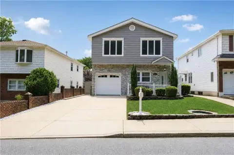 Duplex With Heated Pool