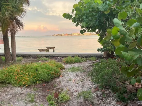 Waterfront Land in Pass-A-Grille