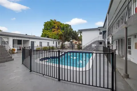 Hollywood Multifamily Development Opportunity