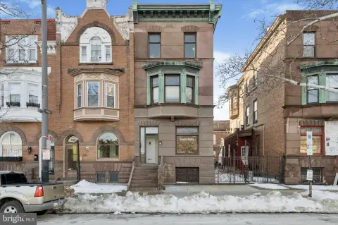 Broad Street Commercial Unit