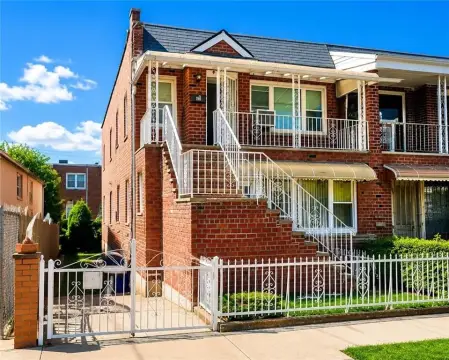 Duplex With Private Driveway