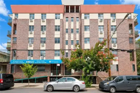 Ground-Floor Medical Office Condo