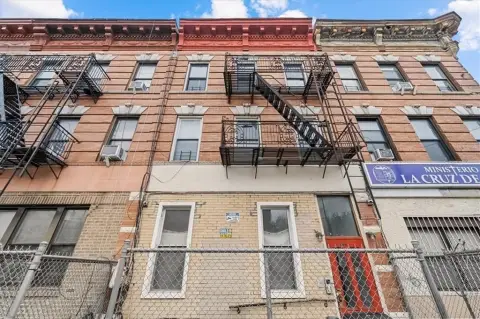 6-Unit Rent-Stabilized Apartment Building