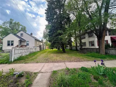 Minneapolis Land in Audubon Park