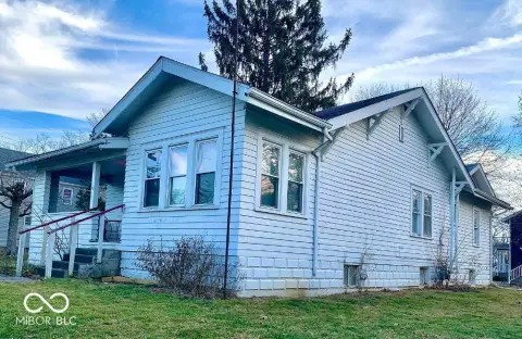 Remodeled Triplex Near University
