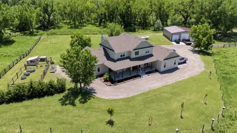 Rural Horse Property with Equipment Building