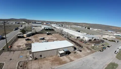 Industrial Flex Building with Bays