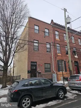Philadelphia Triplex with Recent Renovations