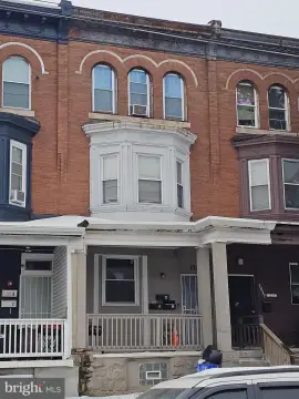 Philadelphia Triplex in Good Location