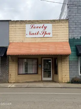 Downtown Nail Salon/Office Space