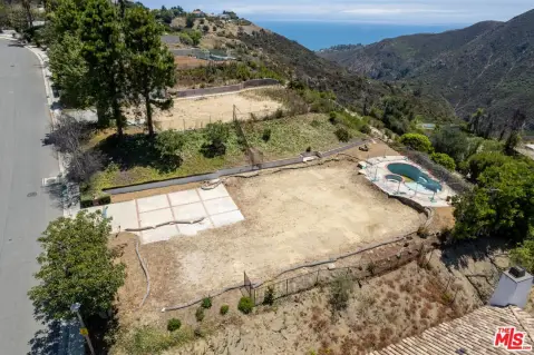Residential Land with Building Pad