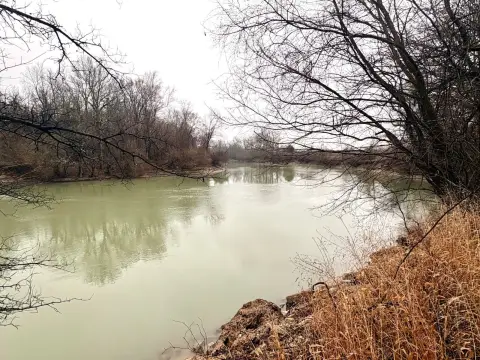 Black River Getaway - Corning, AR