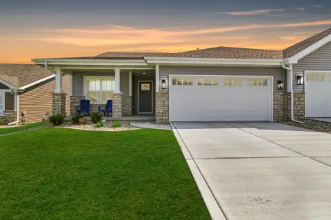 Upgraded Ranch Duplex