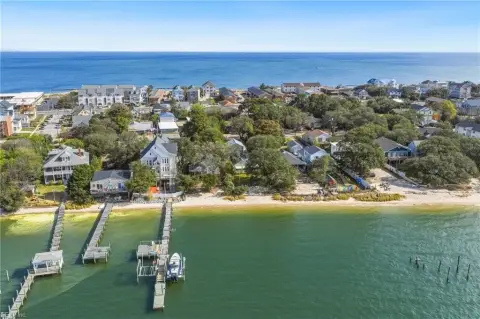 Waterfront Duplex with Garage Apartment