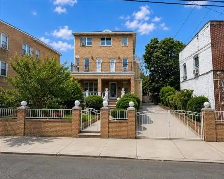 Detached Duplex with Private Driveway