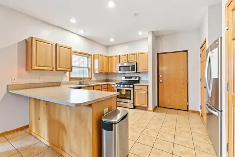 Triplex with In-Unit Laundry