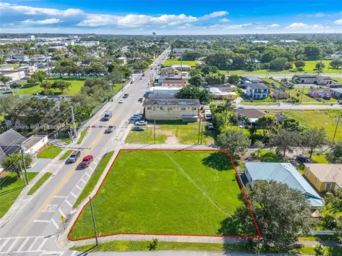 Prime Corner Lot in Homestead