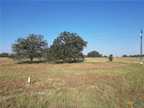 2.5 Acre Tract Near IH 10