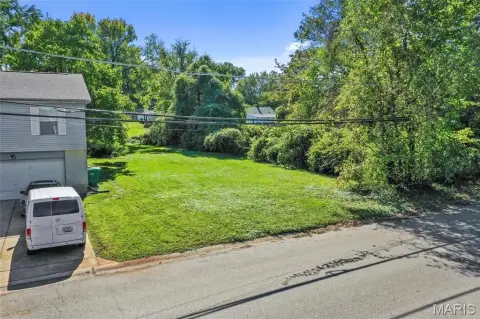 Residential Land in St Louis