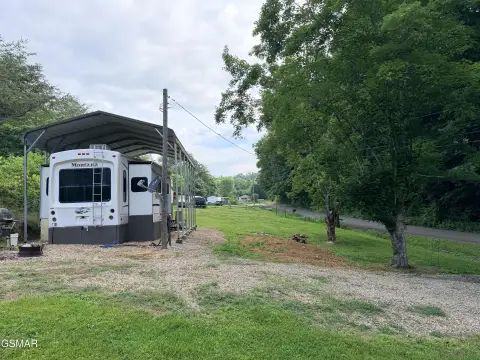 Residential Buildable Lot with Utilities