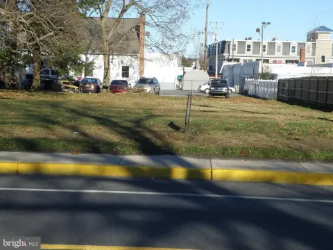 Georgetown Vacant Lot For Sale