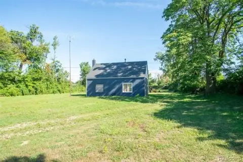 Commercial Land with Existing Building