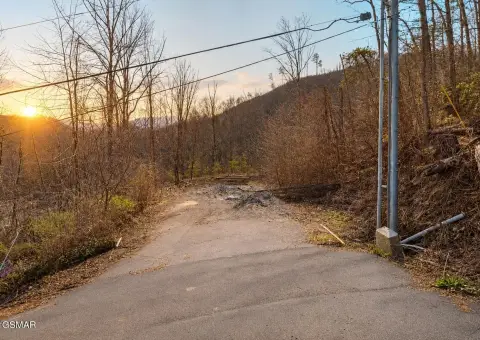 Gatlinburg Homesite with Mountain Views