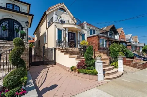 Detached Single-Family Residence