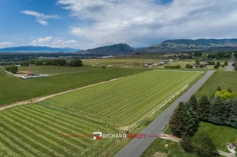 Land with Mountain Views