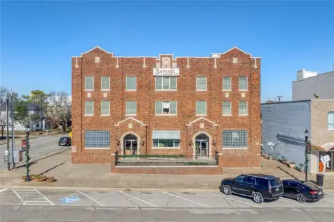Versatile Historic Denison Building