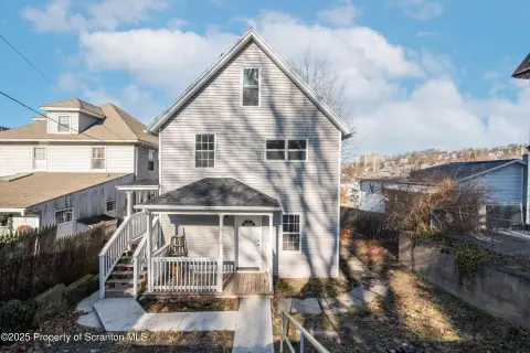 Remodeled Duplex with Separate Utilities