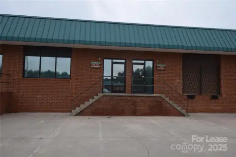 Updated Office and Warehouse Space