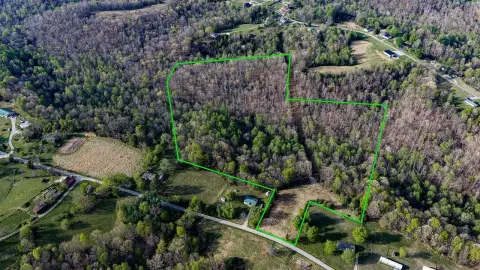 Versatile Acreage in Edmonson County