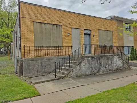 Plainfield City Commercial Space