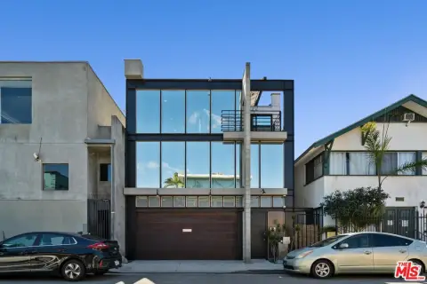 Architectural Live/Work Duplex