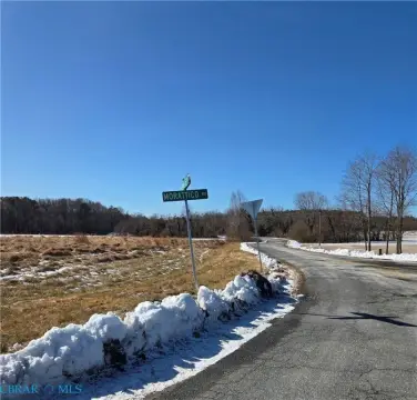 Land in Rural Lancaster Setting