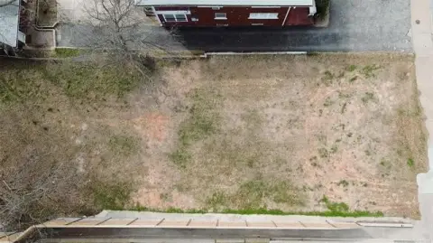 Prime Lot Near Cherry Street